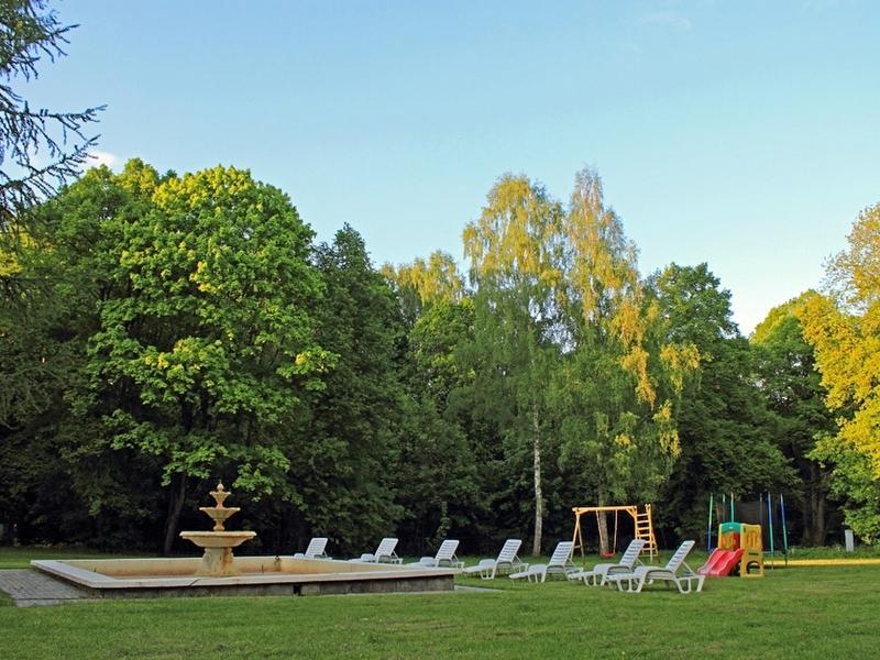 Hotel Ksiezycowy Dworek Кентшин Екстер'єр фото