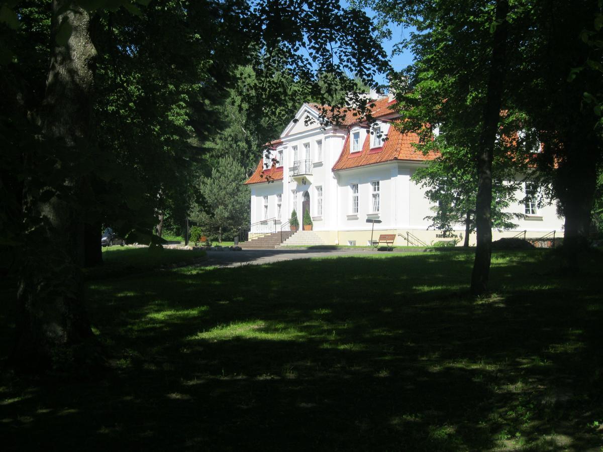 Hotel Ksiezycowy Dworek Кентшин Екстер'єр фото